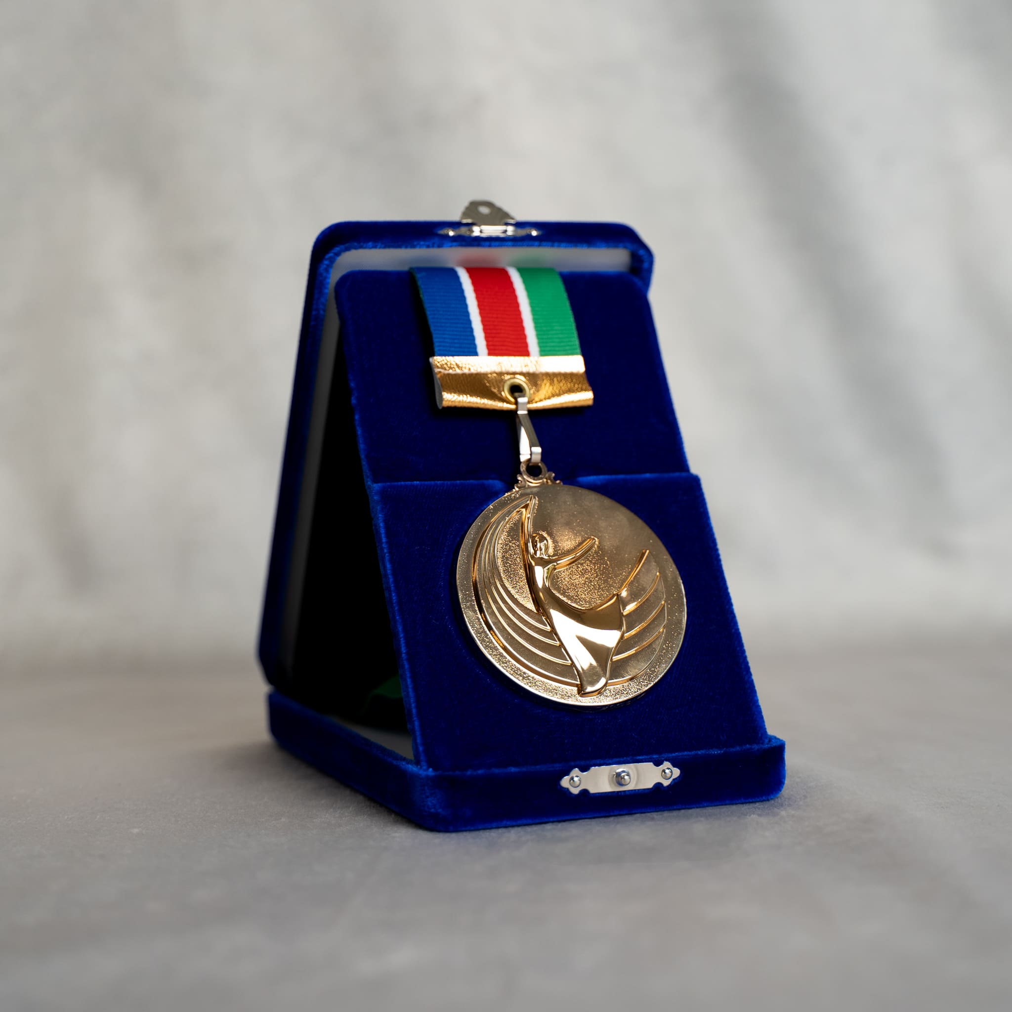 メダル 彫刻無料 金属製 15種目から選べる 高級別珍ケース入り （旧