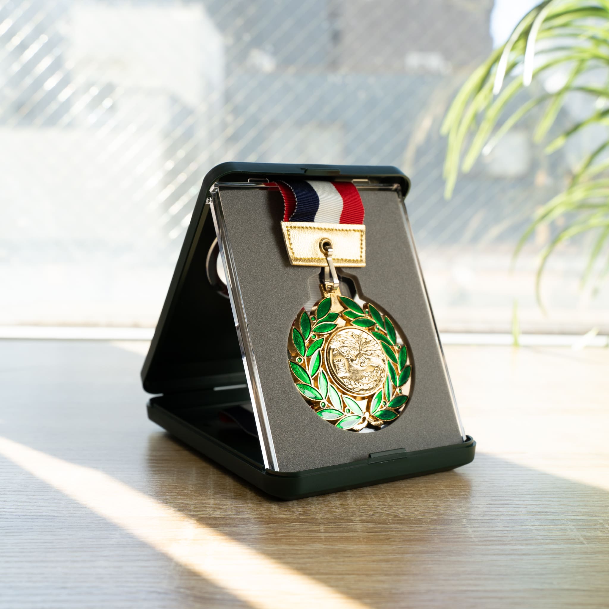 勲章メダル 彫刻無料 金属製 No.2