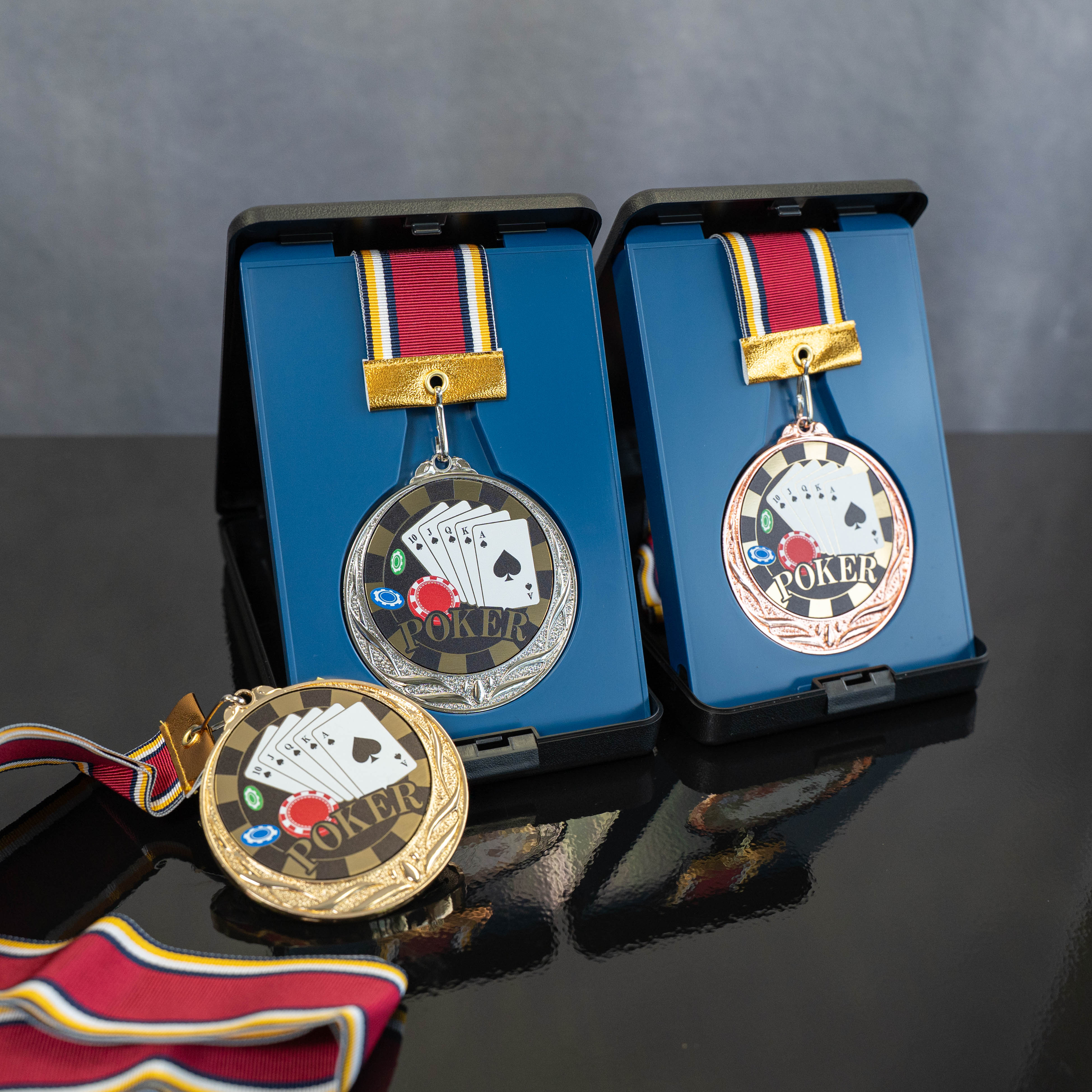 特集】ポーカー大会向けトロフィー＆メダル | ファーストトロフィー