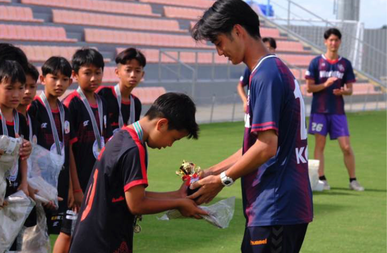 トロフィー手持ち